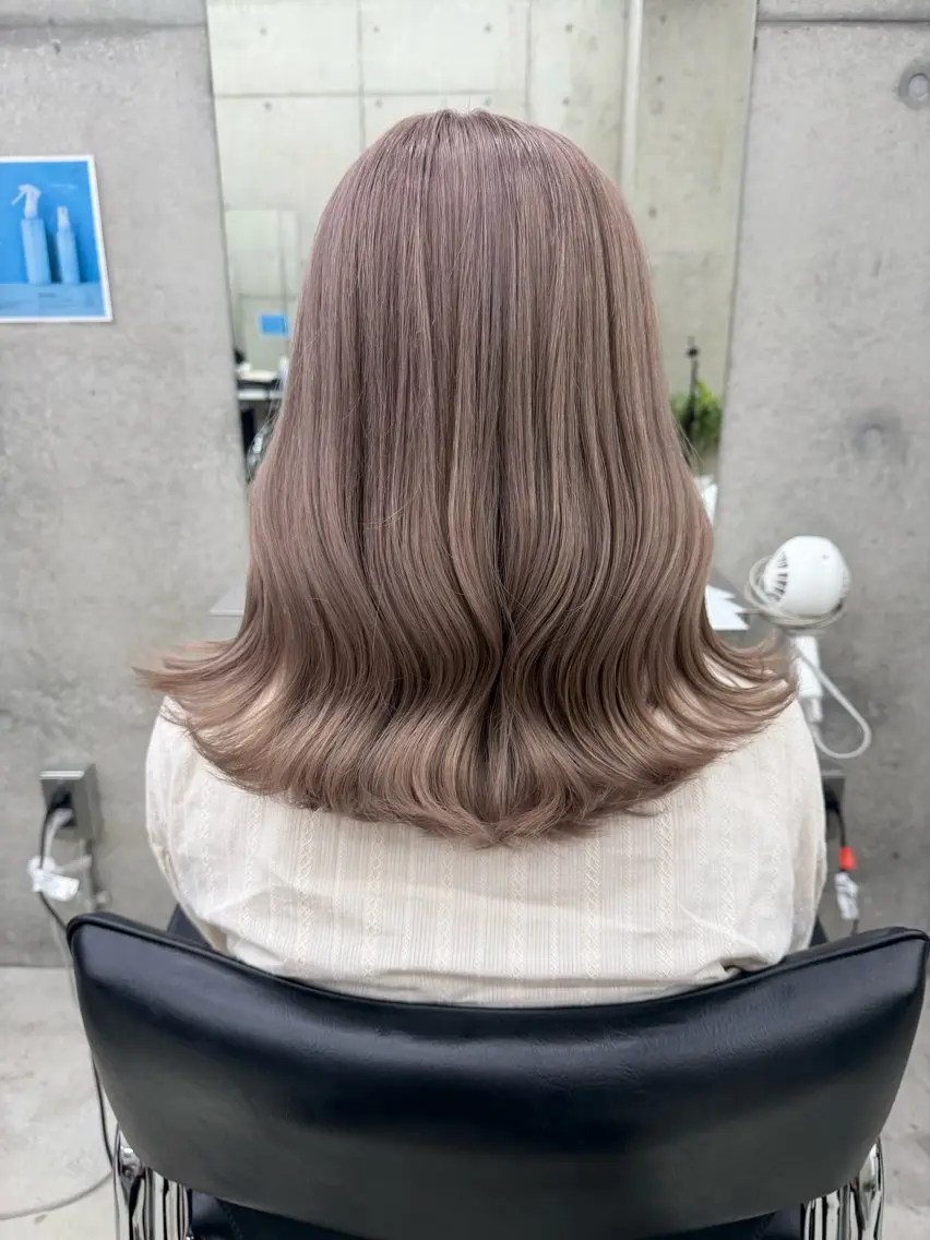 カラー Nana/名古屋/ ハイトーン/ブリーチのヘアスタイル