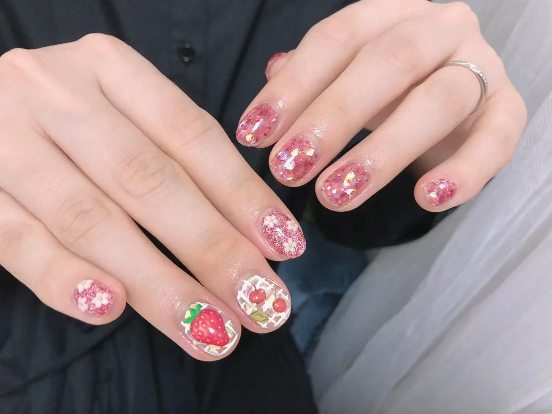 ネイル mano nella manoのネイルデザイン