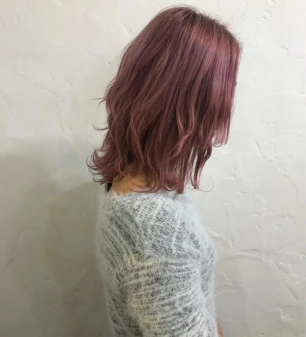 ミディアム カラー ベージュカラー ブリーチ ケアブリーチ ピンクカラー 韓国風ヘア ヘアカラー Loob.TOKYO MIYA🌈のヘアスタイル