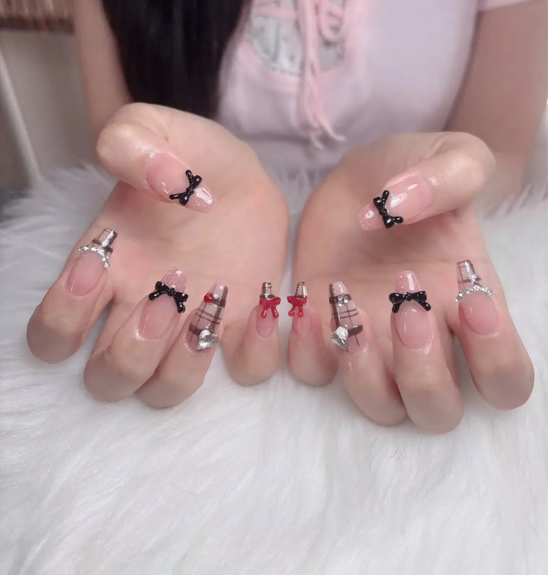 ネイル ハンドネイル Swan Nail Salonのネイルデザイン