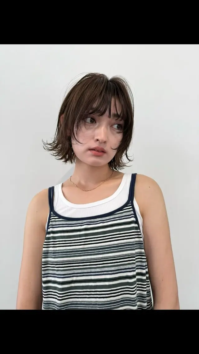 ミディアム 切りっぱなしボブ ボブレイヤー ミディアムパーマ ボブ くびれヘア カット トリートメント カットモデル募集中 🎀亜海のヘアスタイル