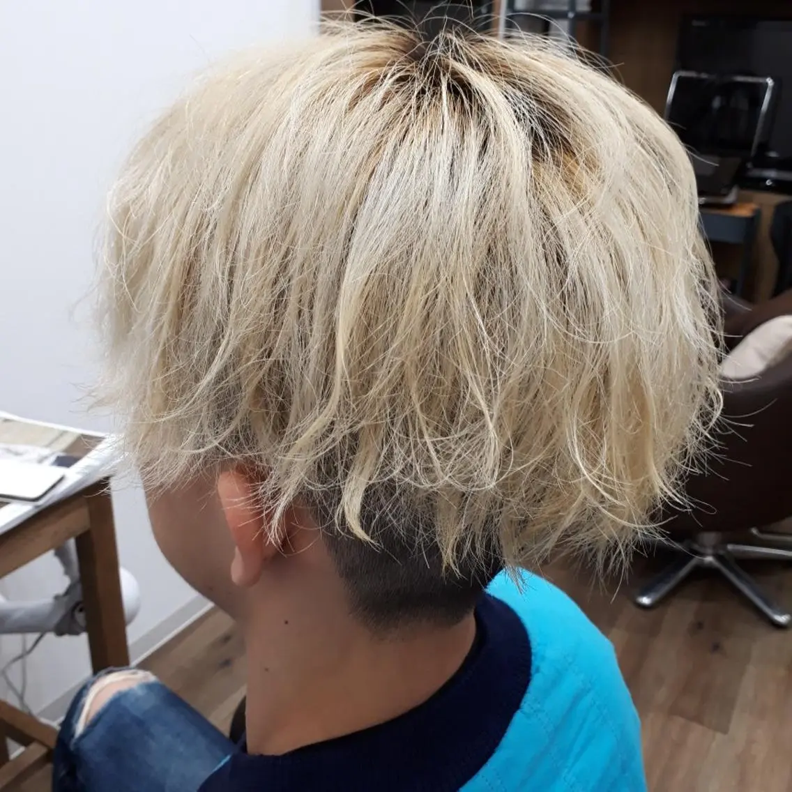 メンズ メンズブリーチ 池内 智哉のヘアスタイル