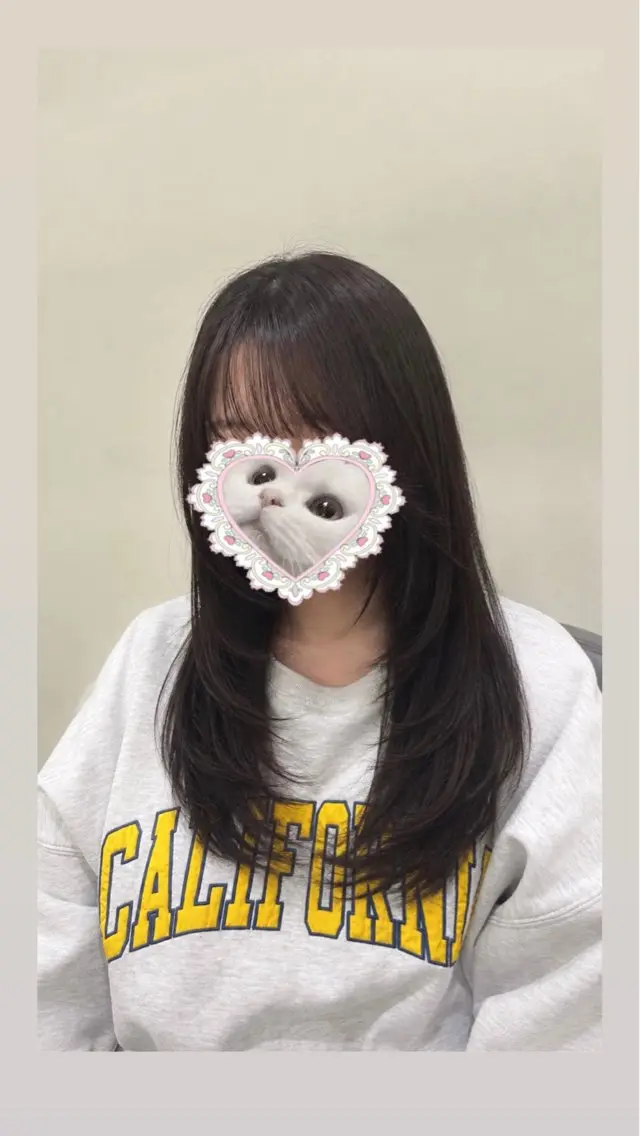 ロング カット mira🎀 ┊︎透明感カラー🫧のヘアスタイル
