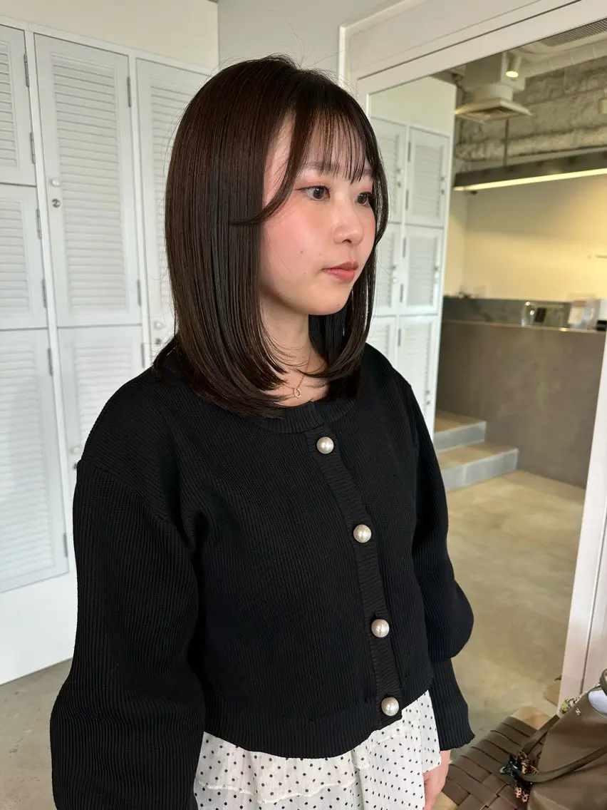 ミディアム カラー 顔まわりレイヤー レイヤーカット カット ヘアカラー 和田 あおいのヘアスタイル