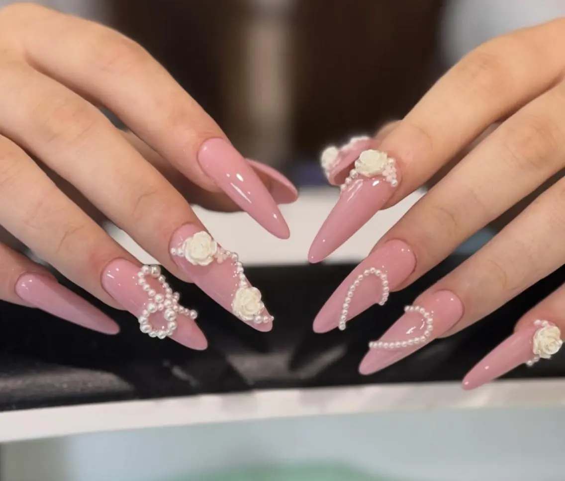ネイル ハンドネイル 🎀 UU_nailのネイルデザイン