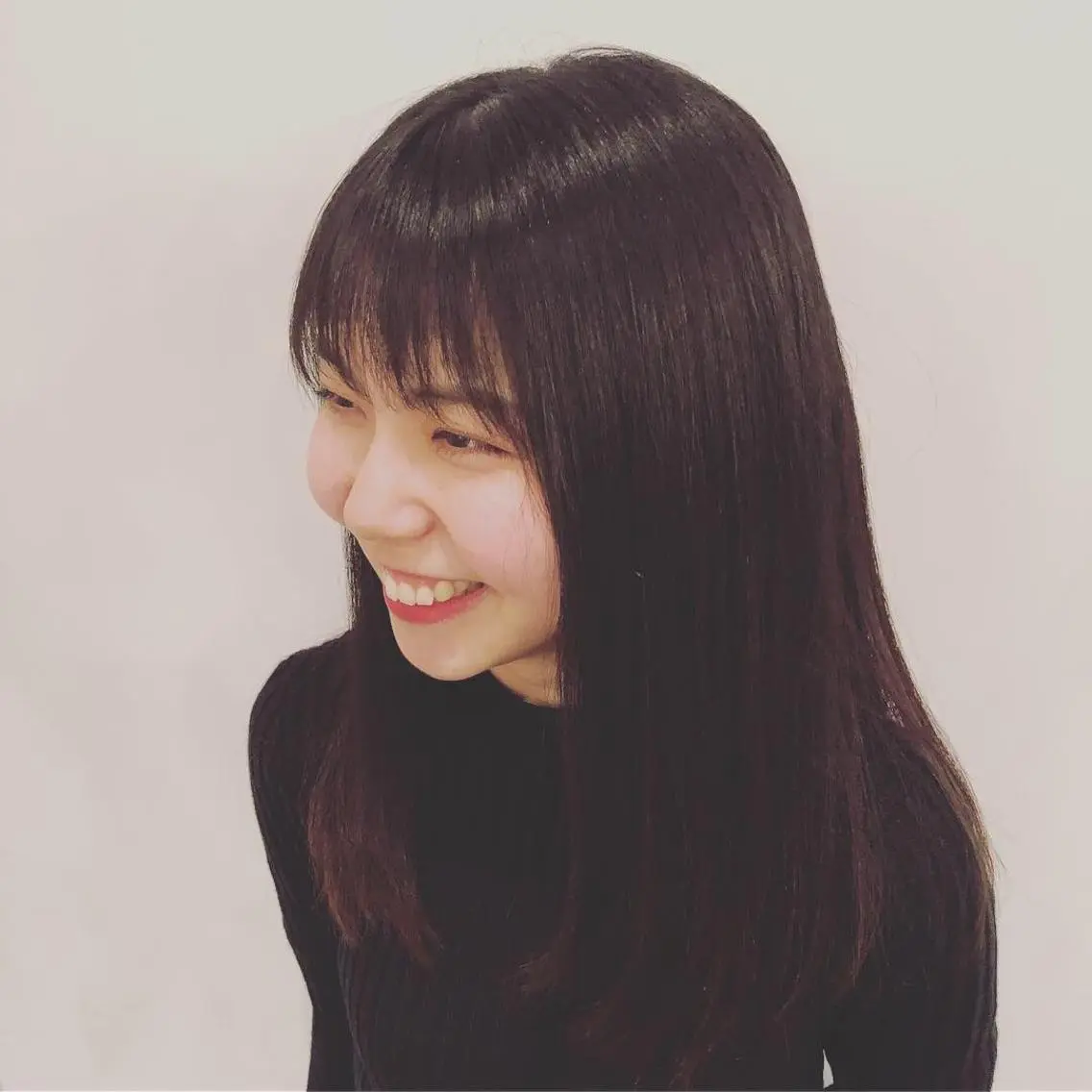 セミロング カット 日比谷 翔太のヘアスタイル