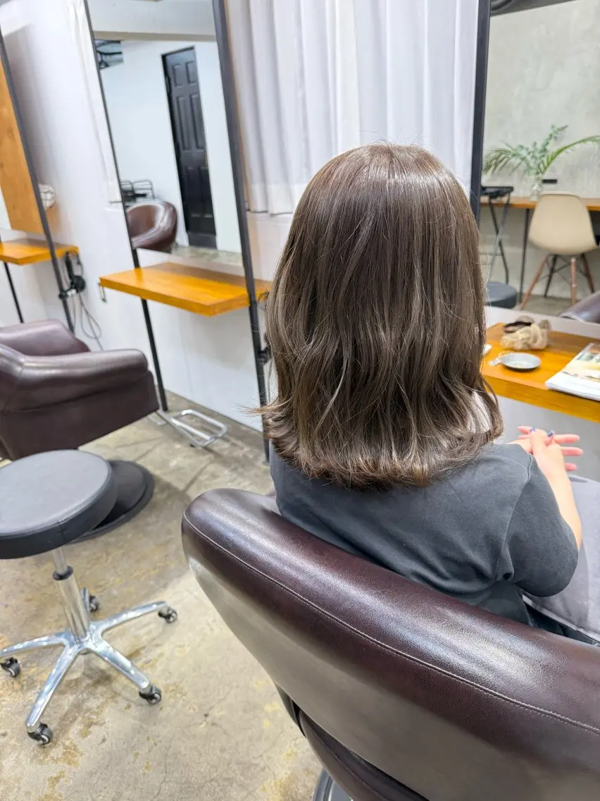 ミディアム カット ヘアカラー kotono🪿 カットモデル募集❕のヘアスタイル