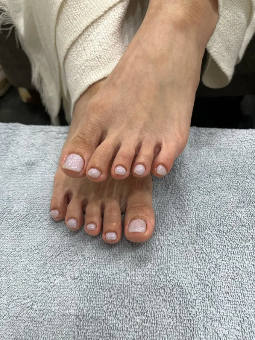 【フット🦵】オフ無し❌ワンカラー🌈💎ラメあり✨※詳しくは補足説明をご覧ください🙇‍♀️の写真