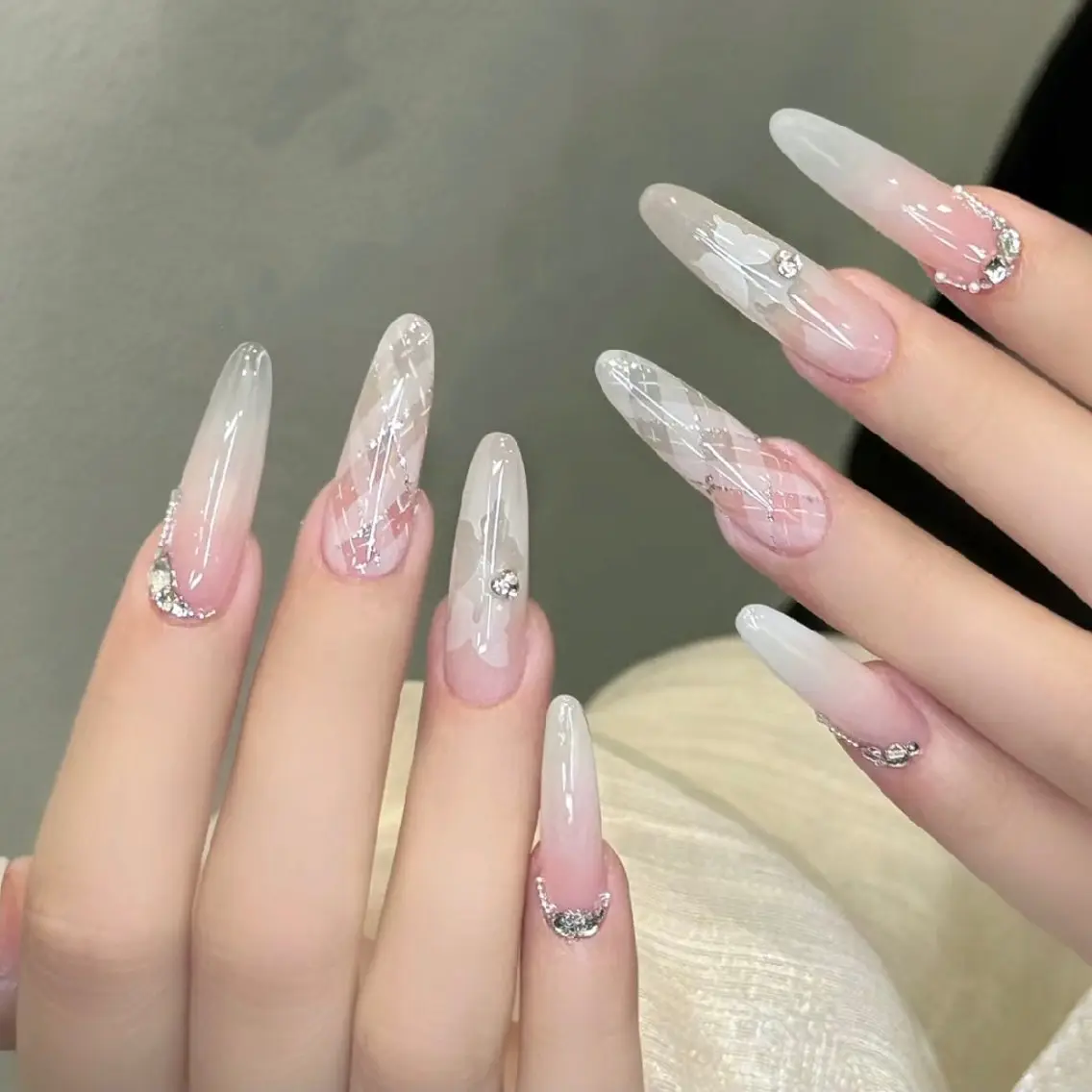 ネイル スカルプ専門店 D-Beautyのネイルデザイン