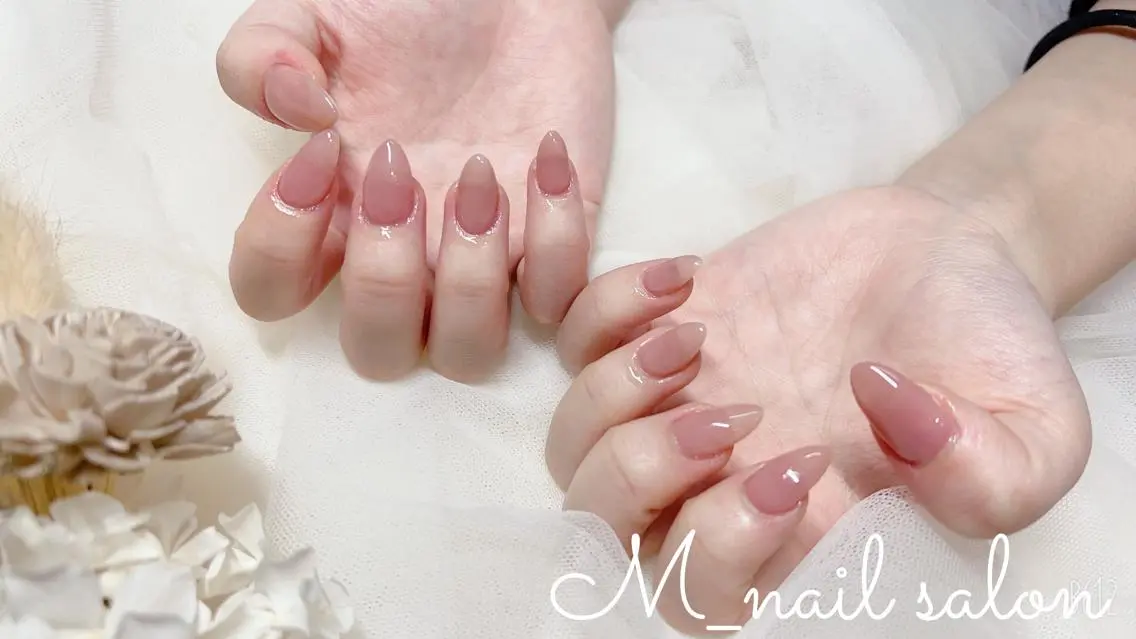 ネイル シンプルネイル M_ nail salonのネイルデザイン