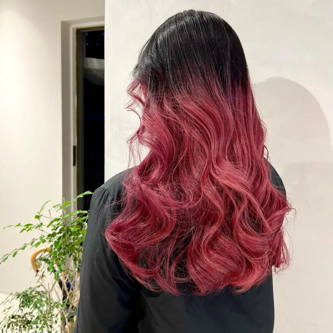 ロング カラー 髪質改善⌇透明感 カラー⌇川上葵のヘアスタイル