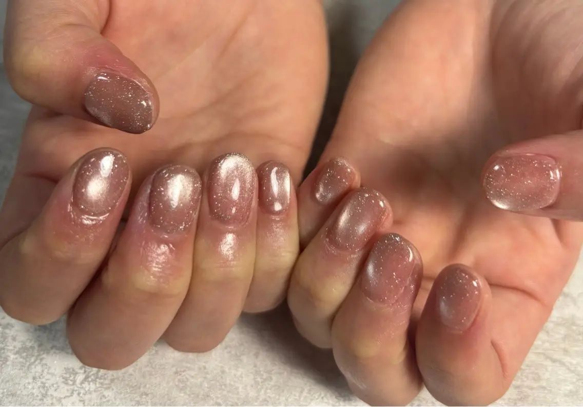 ネイル オーロラネイル 桜ネイル フラッシュネイル フラッシュマグ フラワーネイル ハンドネイル kiki nail たまプラーザのネイルデザイン