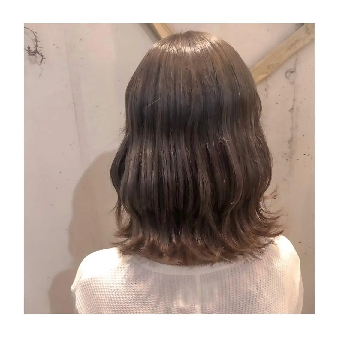 ミディアム カラー アッシュ アッシュグレー アッシュグレージュ ブリーチ グレージュ ヘアカラー トリートメント ❁⃘ ち だ り さ ❁⃘のヘアスタイル