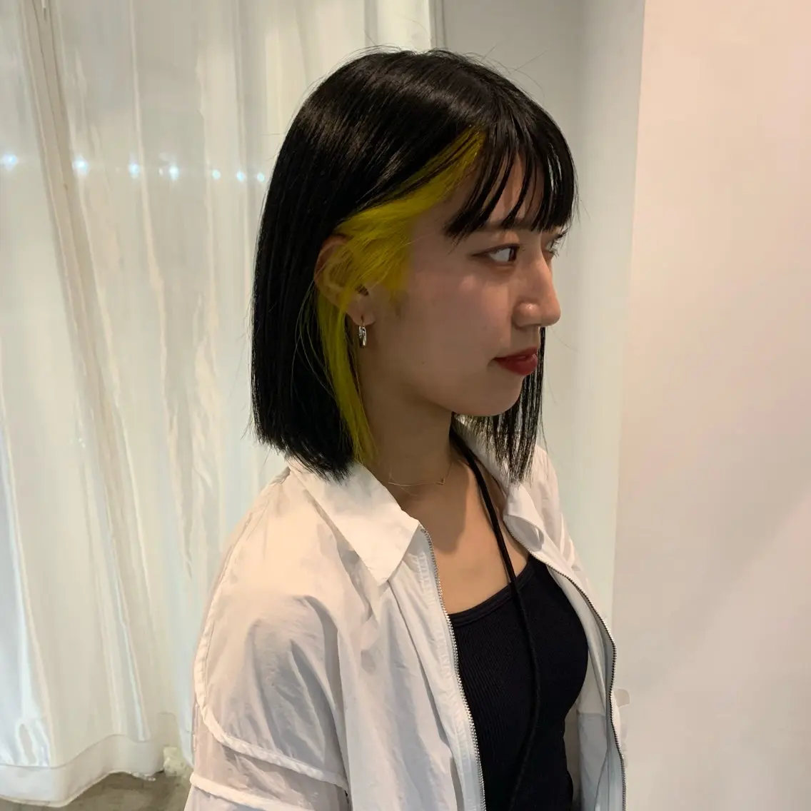 カラー イエローカラー 的場 莉音のヘアスタイル
