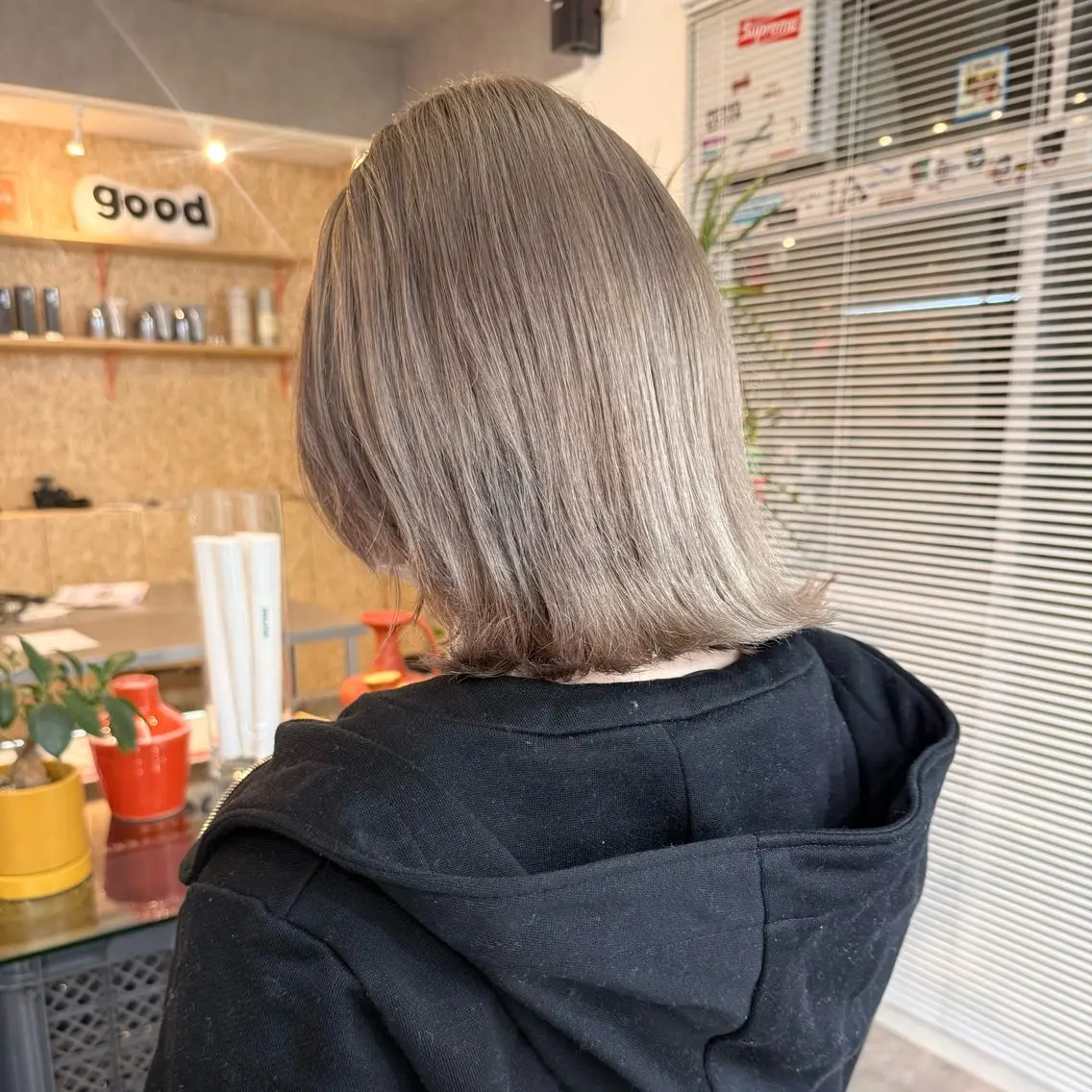 ミディアム カラー ベージュカラー ミルクティーベージュ カットモデル yumekaのヘアスタイル