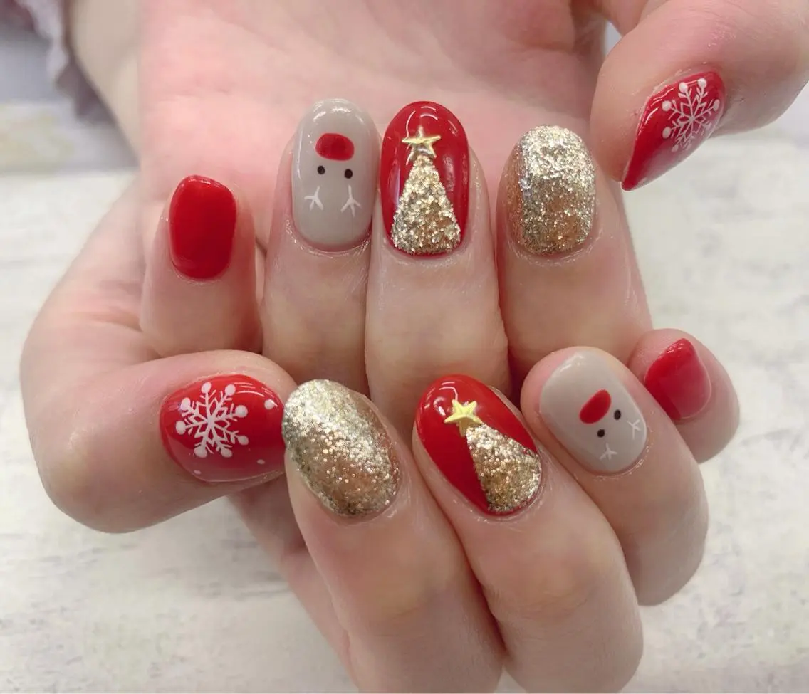 ネイル 冬ネイル クリスマス Romine アイラッシュ&ネイルのマツエク・マツパデザイン