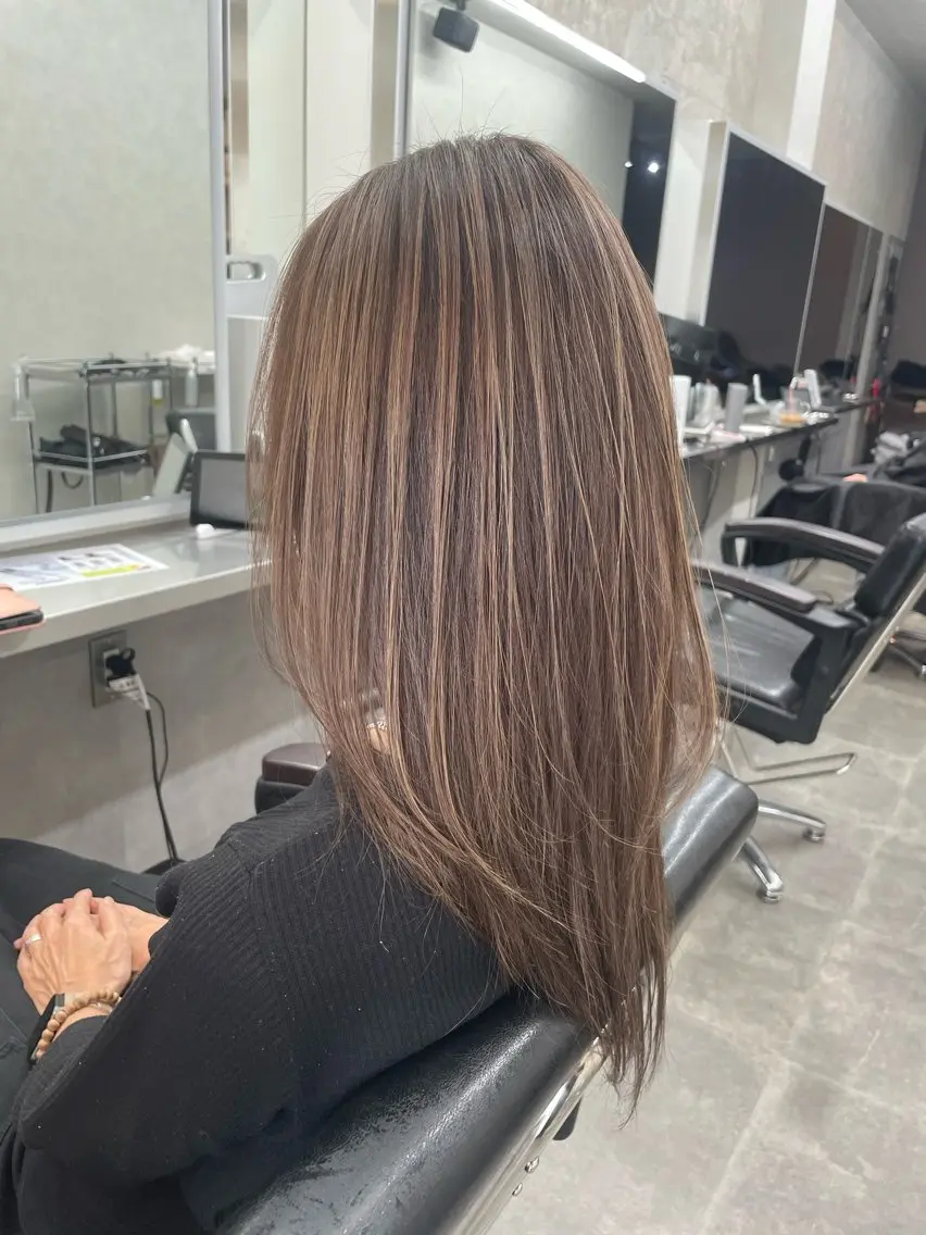 ミディアム ヘアカラー カラーリスト Maiのヘアスタイル