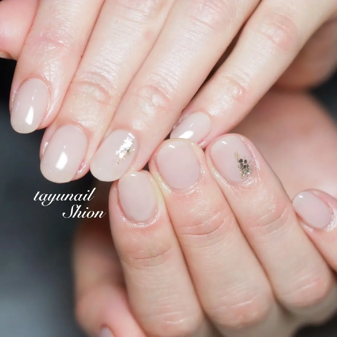 ネイル ジェルネイル ラメ(グリッター) パラジェル シンプルネイル 冬ネイル ネイルサロン 【たゆnail】のネイルデザイン