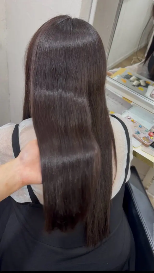 ロング カラー 透明感カラー ヘアカラー 新 心寧のヘアスタイル