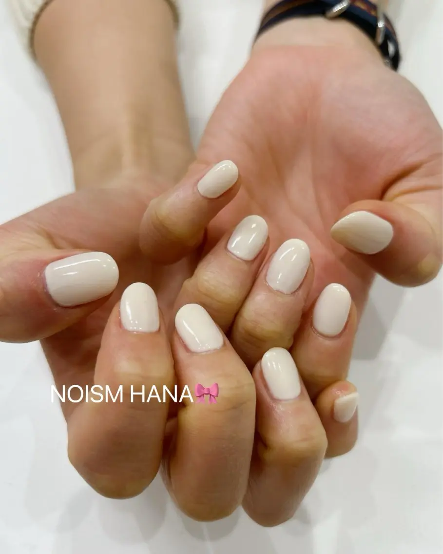 ネイル グラデーション キラキラネイル 韓国ネイル マグネットネイル ニュアンスネイル ハンドネイル 🎀大人nail /NOISMはな🎀のネイルデザイン