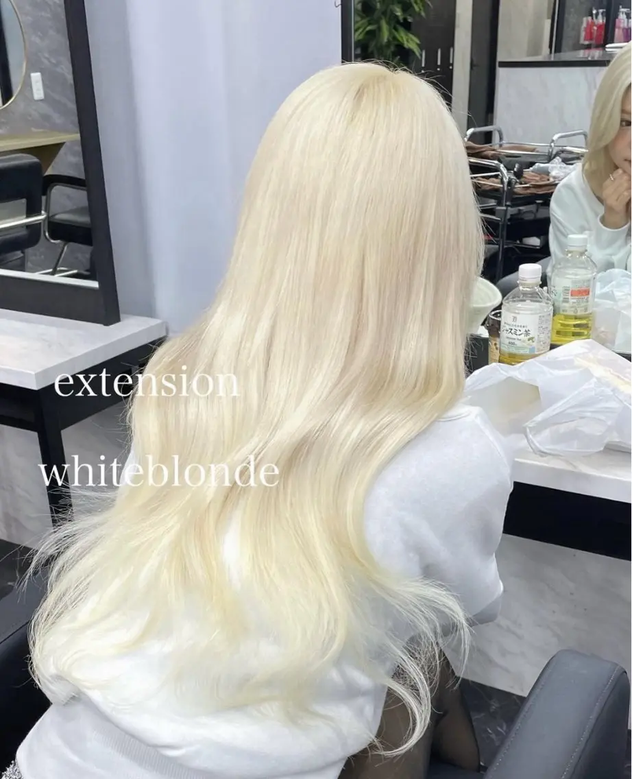 ロング カラー ヘアカラー エクステ エクステ🩵ブリーチ 韓国ヘア🩵KAEのヘアスタイル