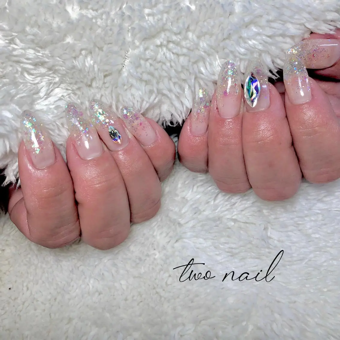 ネイル アートネイル フットネイル ハート ニュアンスネイル ホワイト ハンドネイル two nailのネイルデザイン