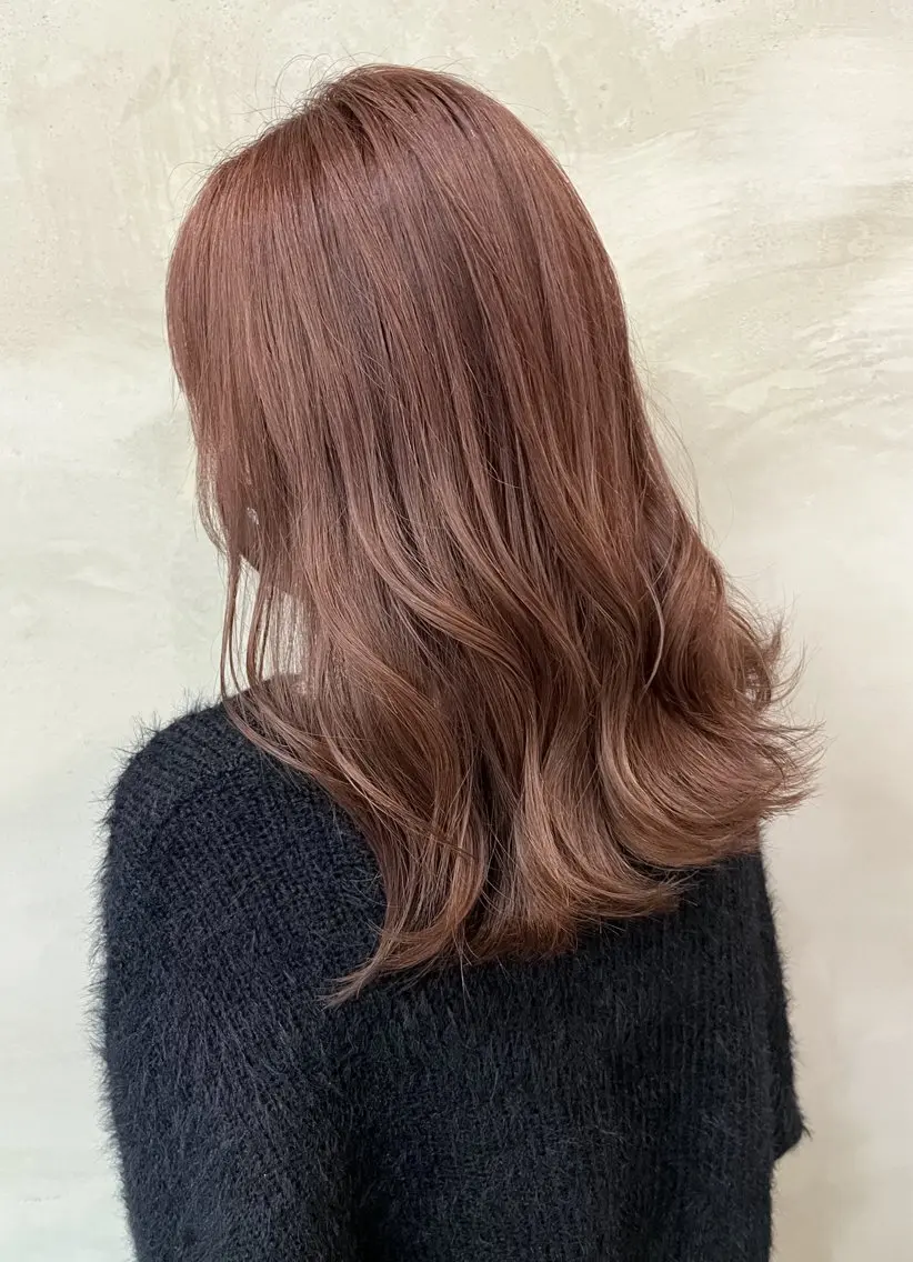 ミディアム カラー ベージュカラー ピンクカラー ピンクベージュ カット ヘアカラー トリートメント 🫧透明感カラー🫧 OIKAWAのヘアスタイル