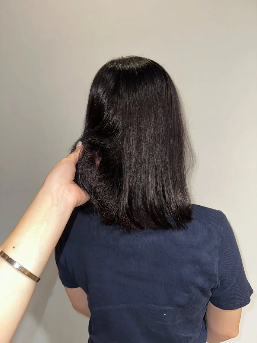 ミディアム カラー ヘアカラー 塩澤 榛奈のヘアスタイル