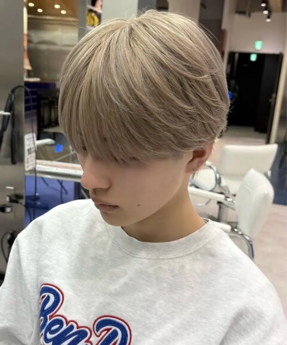 カラー ブリーチ 透明感カラー ハイトーンカラー ヘアカラー あつき/パーマ/縮毛 /ブリーチ特化🌟のヘアスタイル