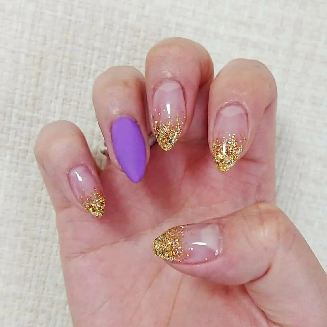 ネイル ラメ(グリッター) ラメグラデーション マットネイル ハンドネイル Lilith Nailのネイルデザイン