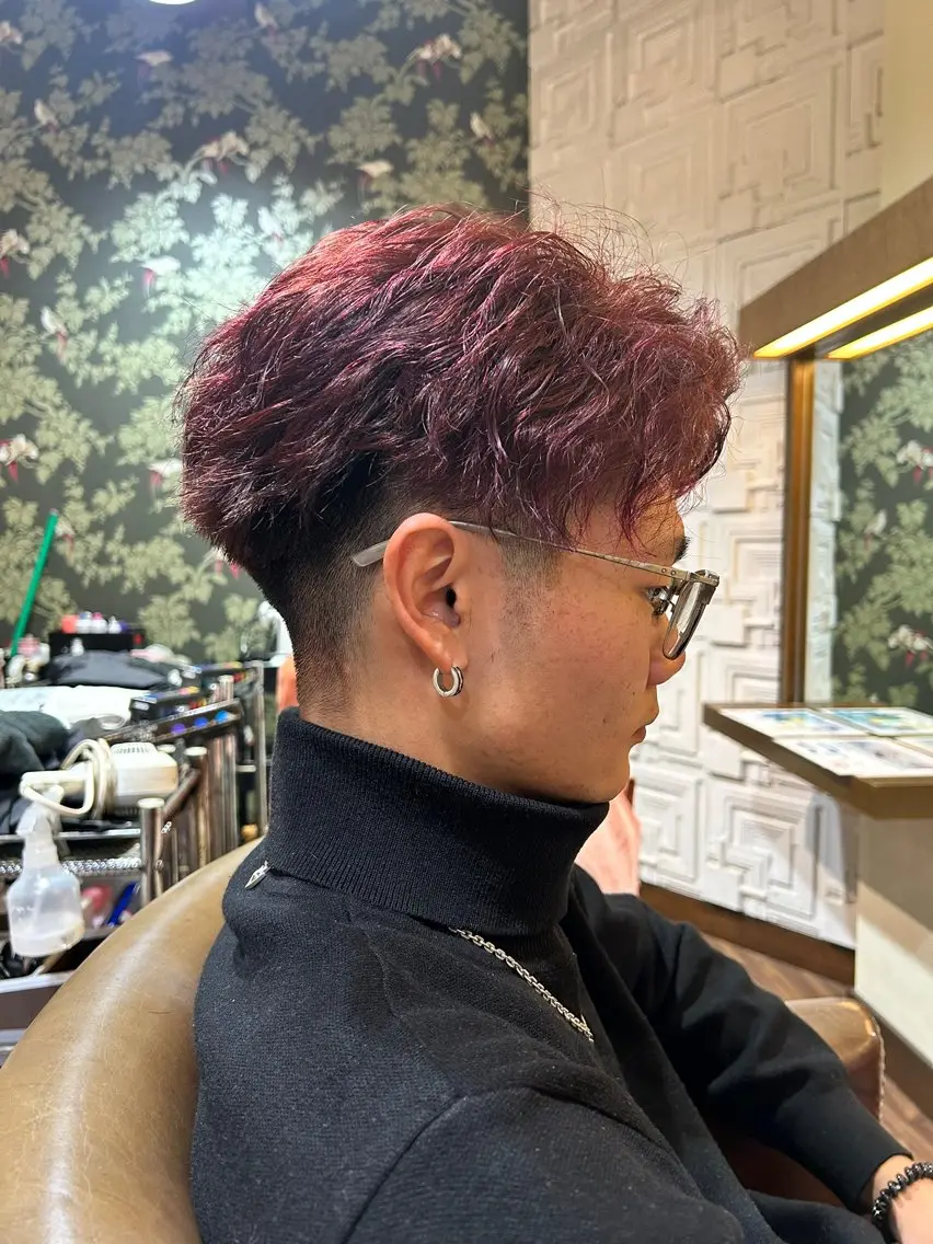 ショート カラー パーマ メンズ カット ヘアカラー 西浦 智也のヘアスタイル