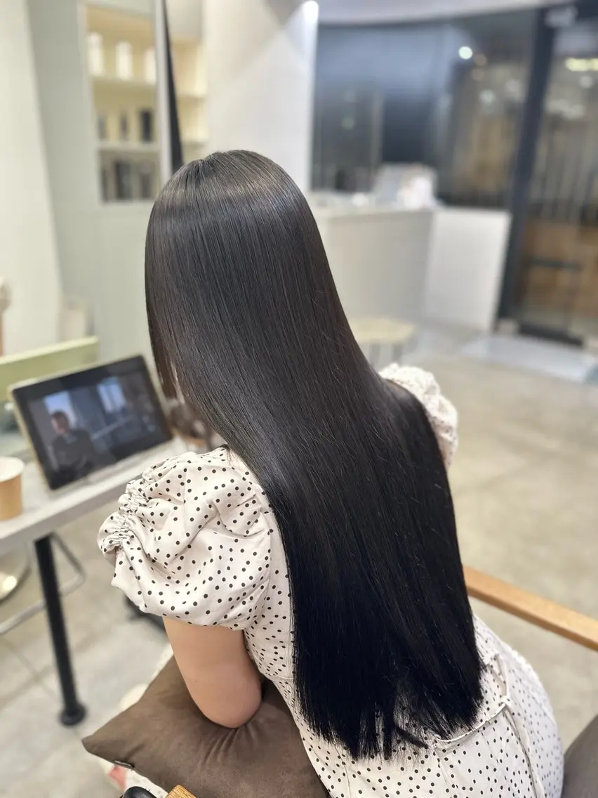 ロング パーマ 縮毛矯正 ハイトーンカラー が絶対可愛い✨泰聖✨のヘアスタイル