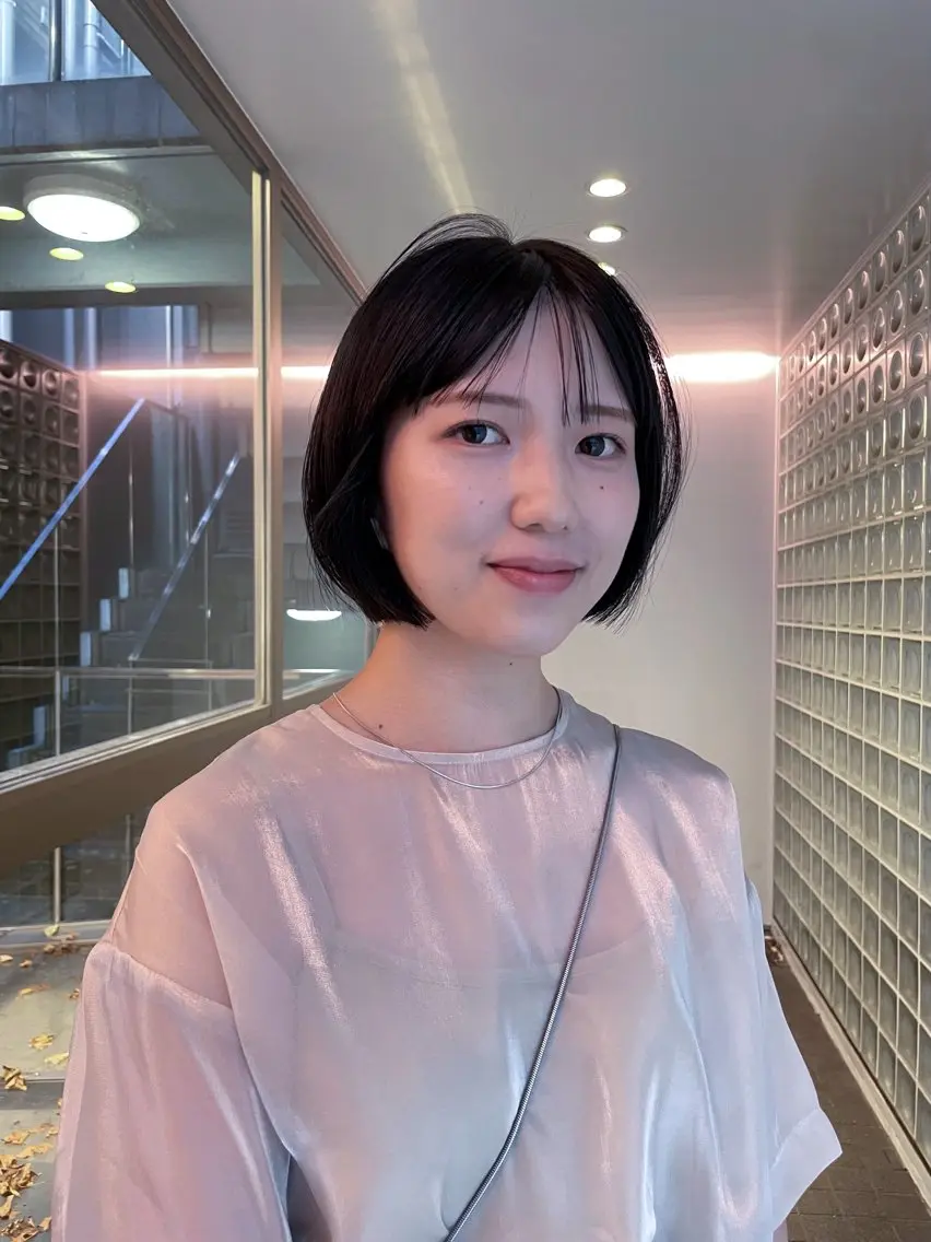 ミディアム ボブ FILMS 綾菜のヘアスタイル