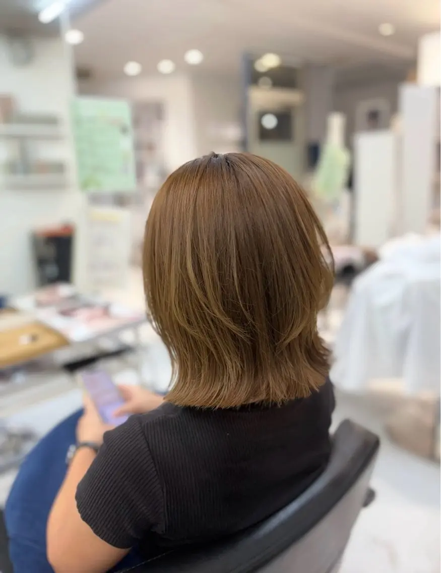 ショート カット ヘアカラー MANA |ベージュカラーのヘアスタイル
