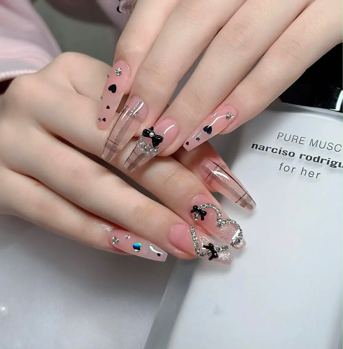 ネイル アートネイル ボルドー フレンチネイル ジェルネイル 氷ネイル・うるうるネイル ハンドネイル H.baby Nail Salonのネイルデザイン