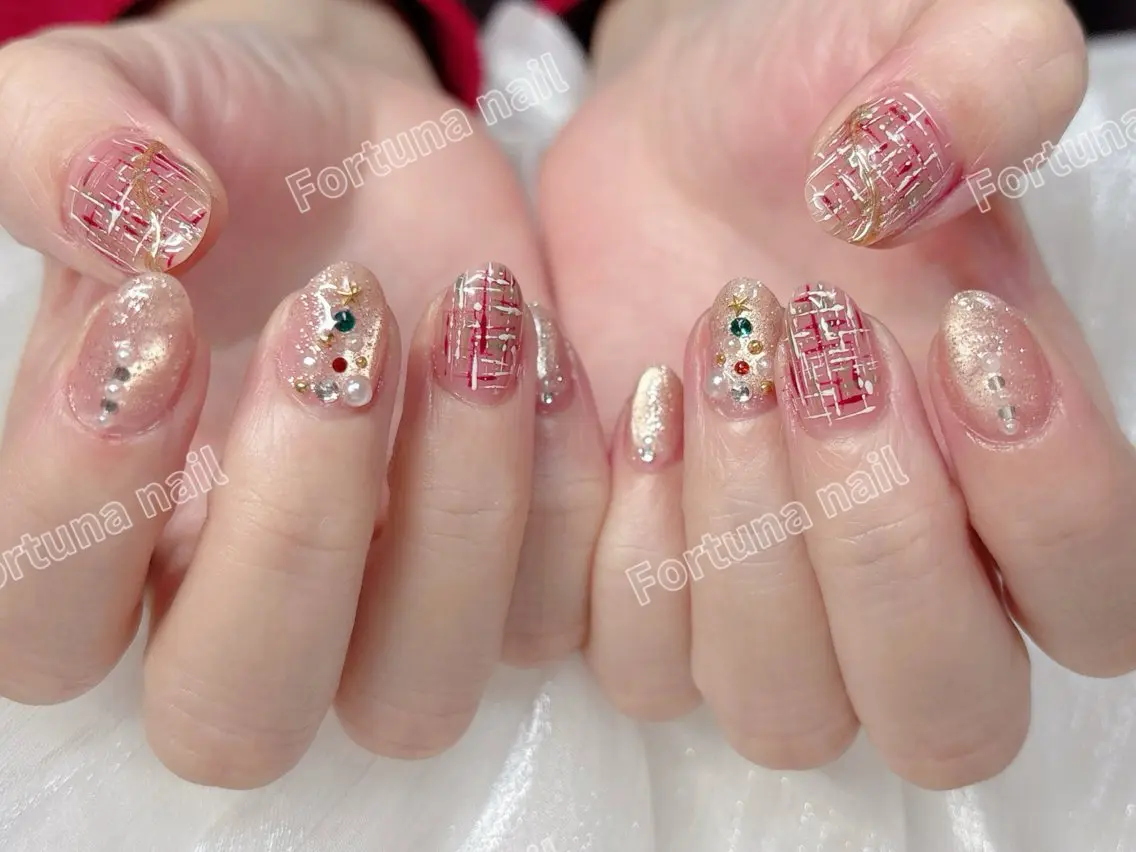 ネイル 冬ネイル クリスマス Nail •Head スパFortunaのネイルデザイン
