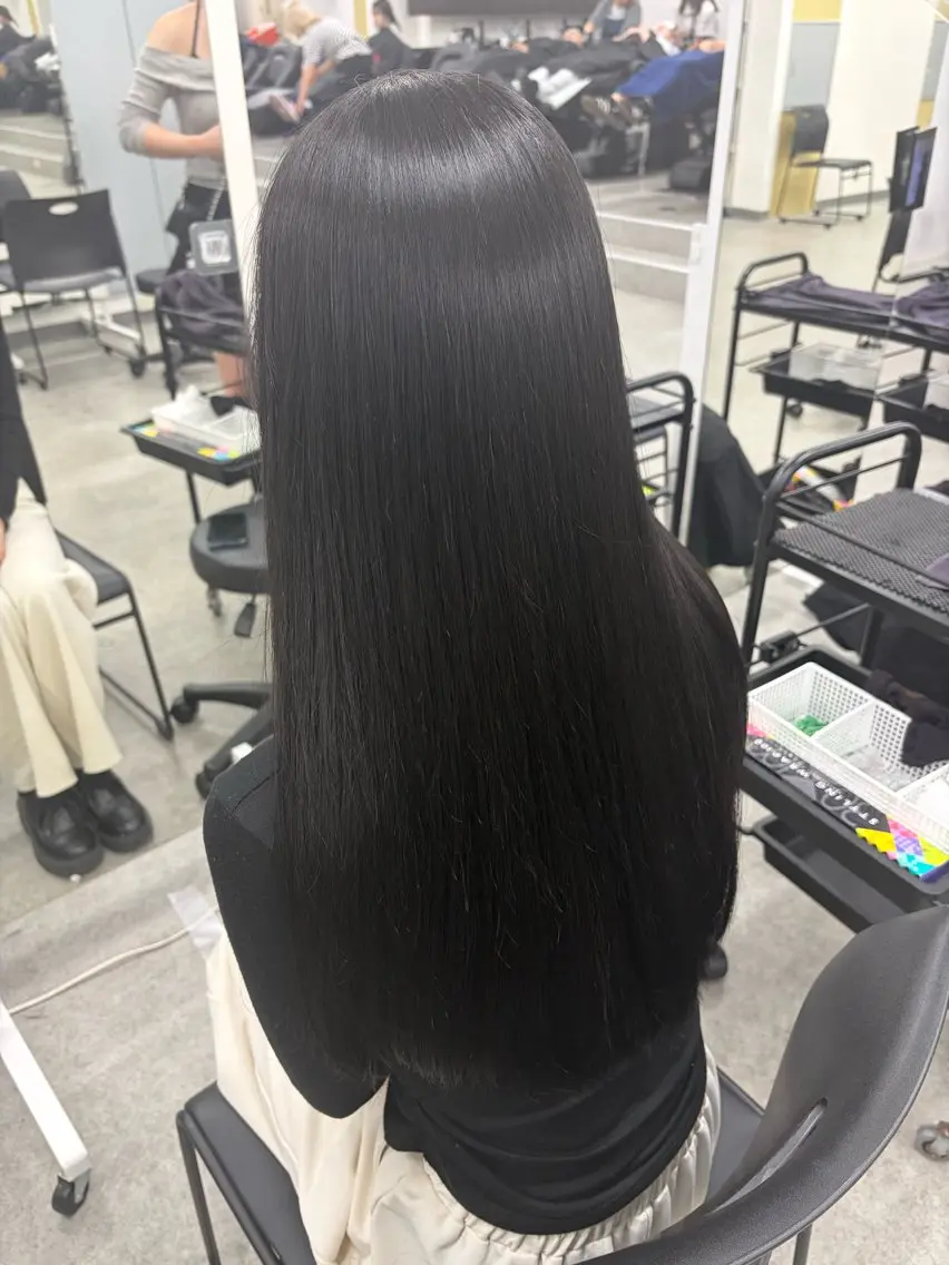 ロング カラー ヘアカラー 野口 楓華のヘアスタイル