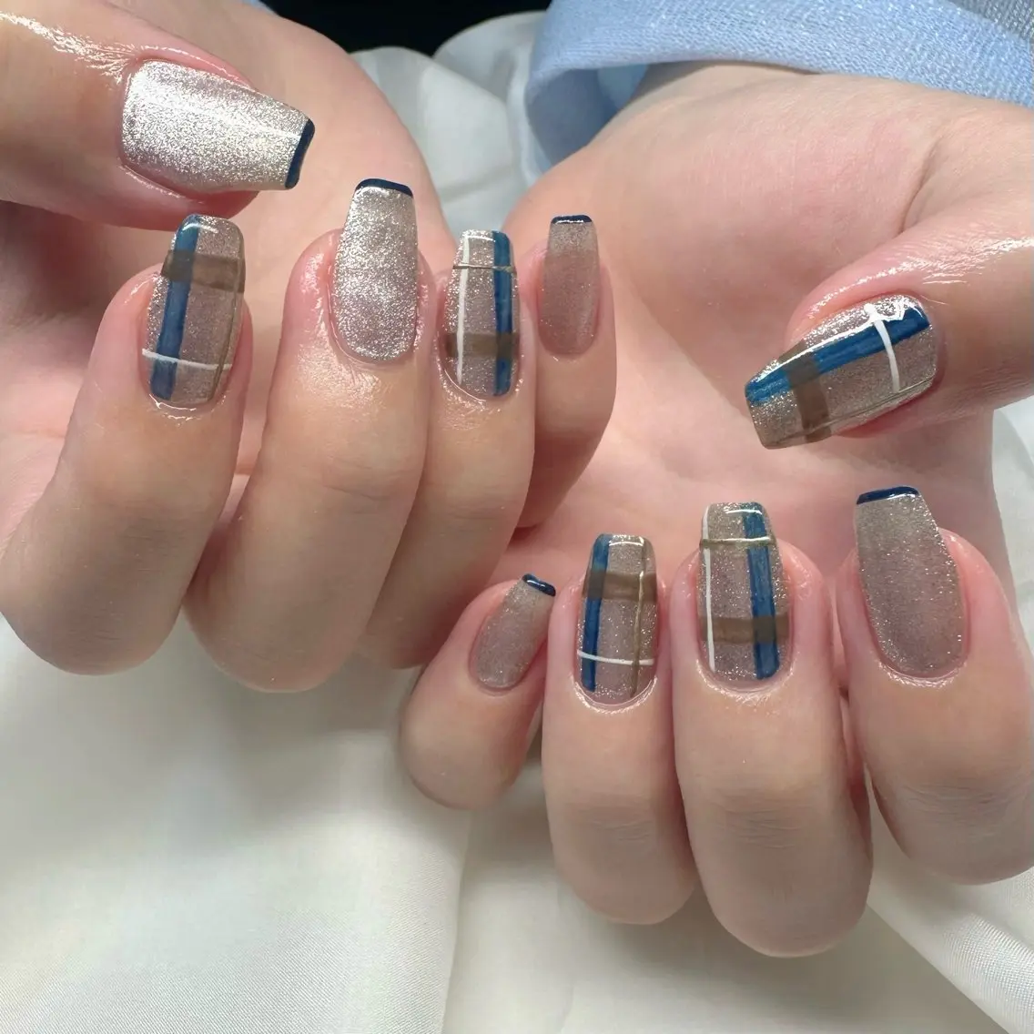 ネイル ブルー 氷ネイル・うるうるネイル 韓国ネイル マグネットネイル ニュアンスネイル 🪞KAPE NAIL 🪞のネイルデザイン