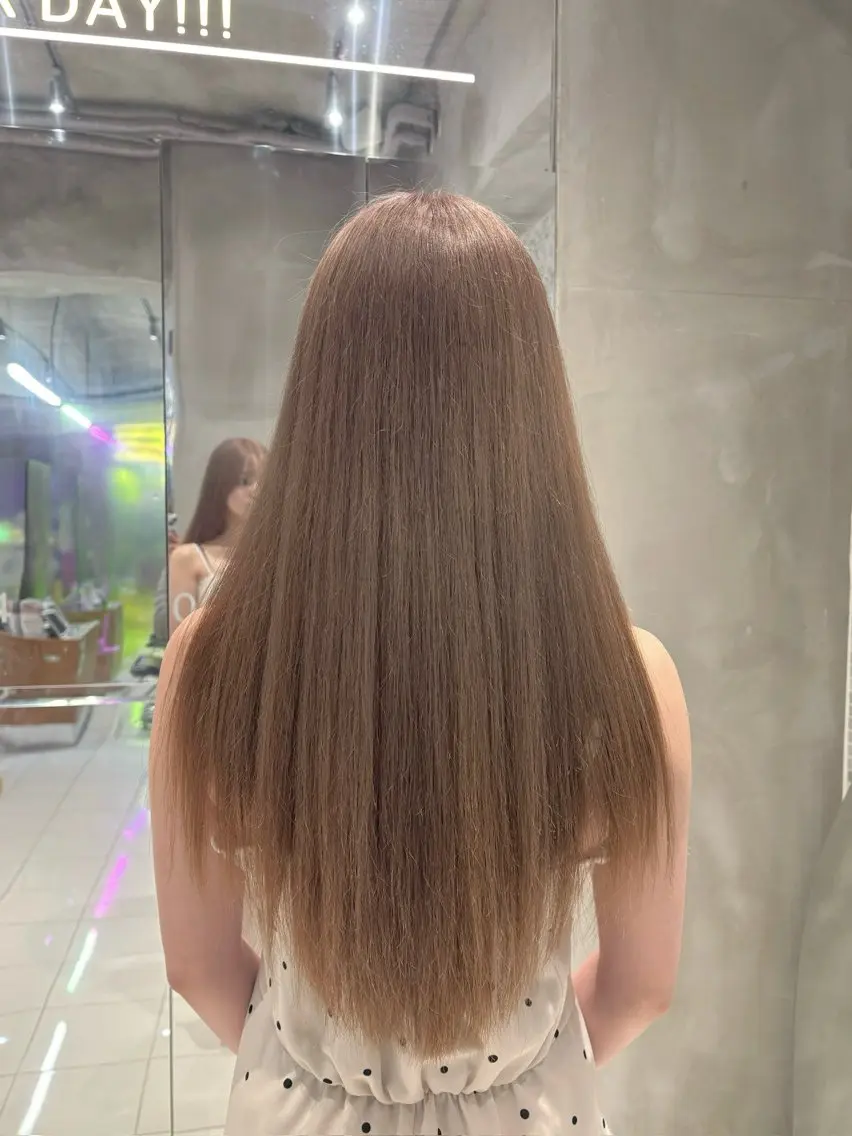 ロング ヘアカラー 透明感ブラウン🍪 ヒナノのヘアスタイル