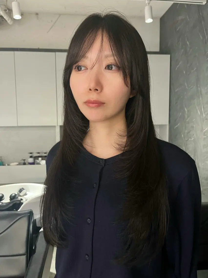 ロング ハイレイヤー レイヤーカット ハイトーンカラー ムラカミカイセイのヘアスタイル