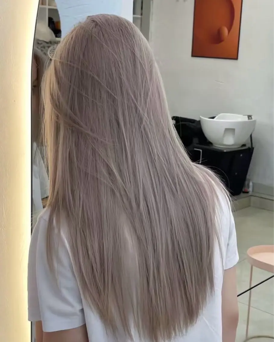 カラー iki shihoのヘアスタイル