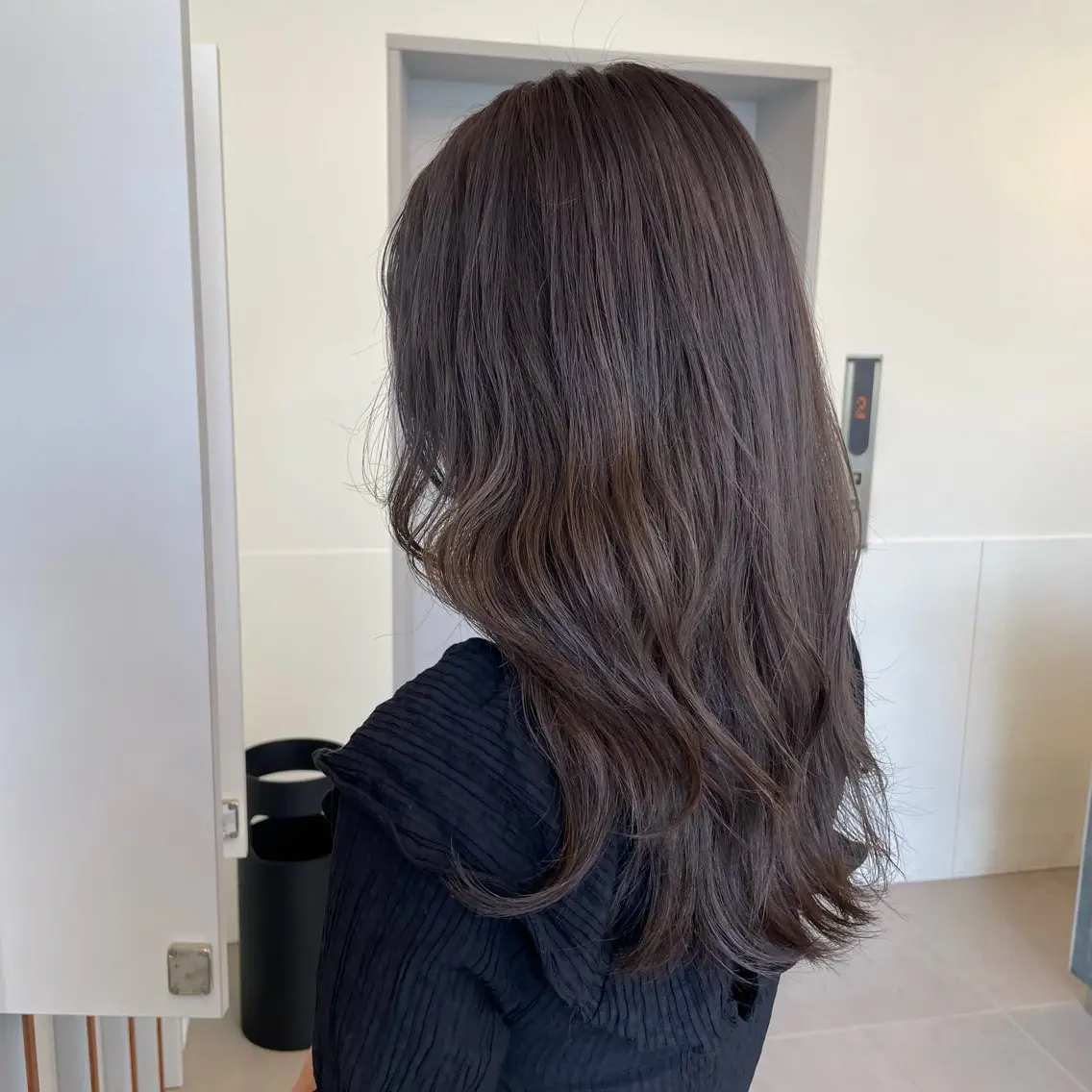 ロング カラー ベージュカラー ブリーチ 透明感カラー ダブルカラー グレージュ ヘアカラー トリートメント 髪質改善カラー/ボブ 🌻Mutsumiのヘアスタイル