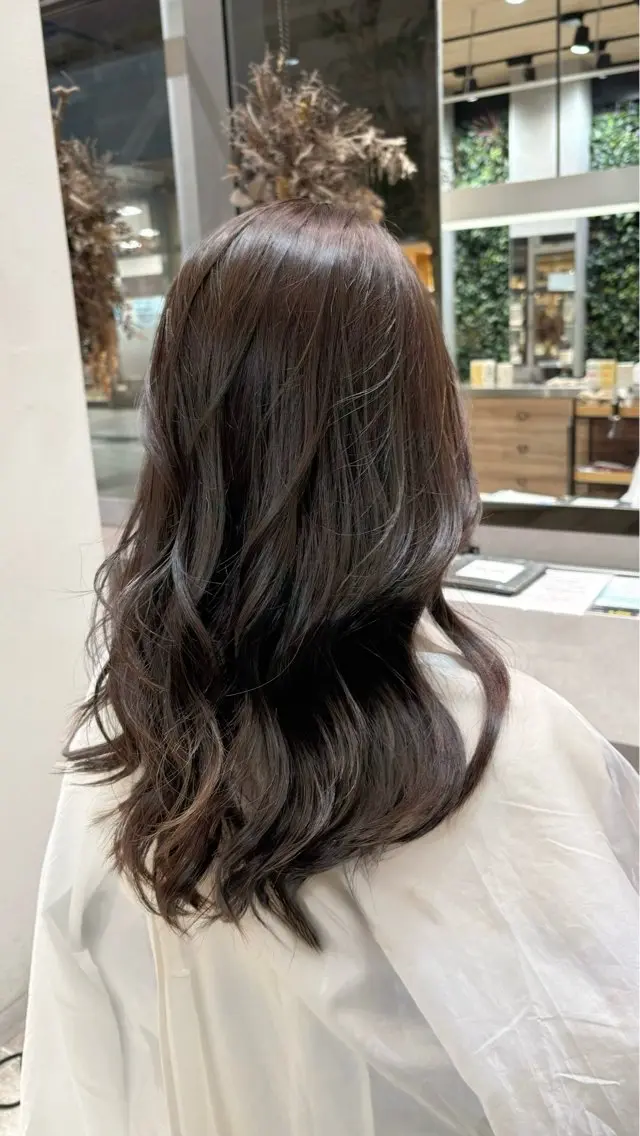 セミロング カット ヘアカラー 透明感カラー♡ Mahoのヘアスタイル