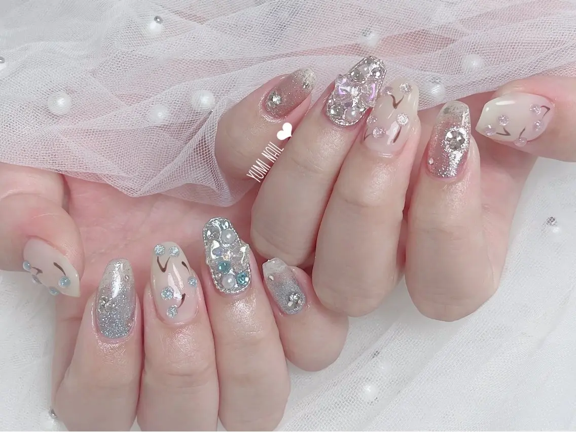 ネイル ハンドネイル 𝐲𝐮𝐦𝐢🎀 長さ出しデザイン専門のネイルデザイン