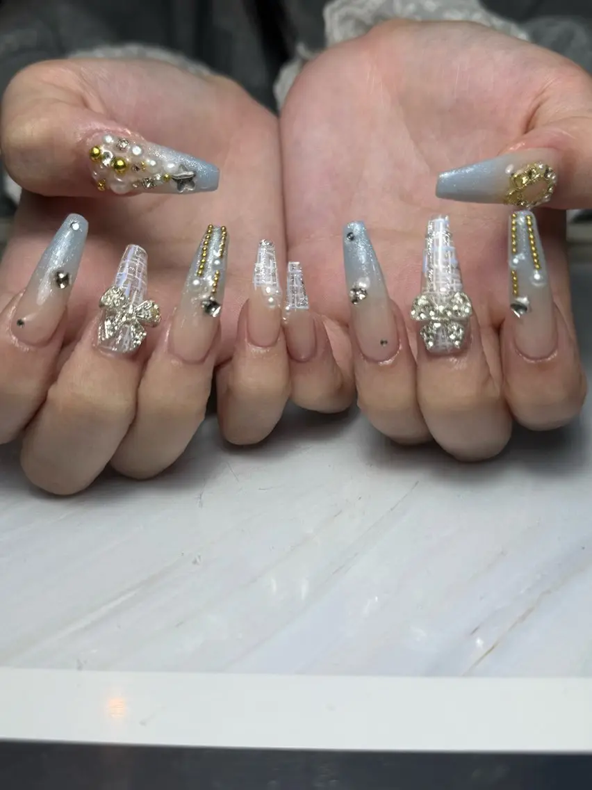 ネイル akina nailsのネイルデザイン