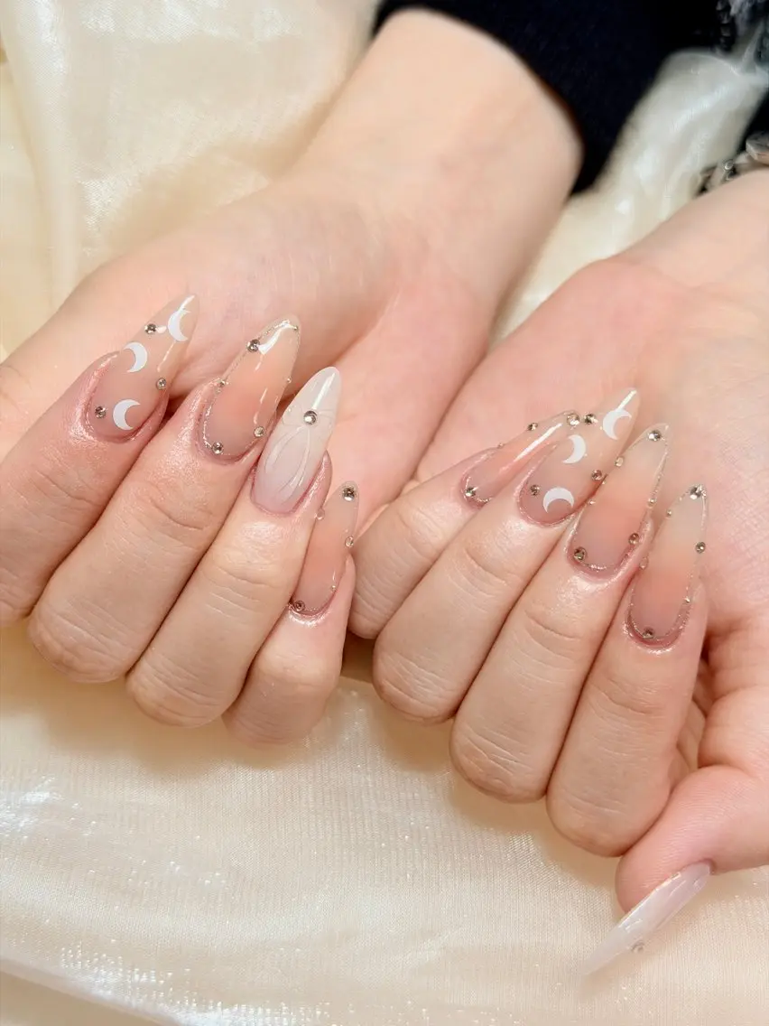 【ハンド】チップ長さ出し🤪ワンホンネイル💅持ち込み画像ok😙アートし放題の写真