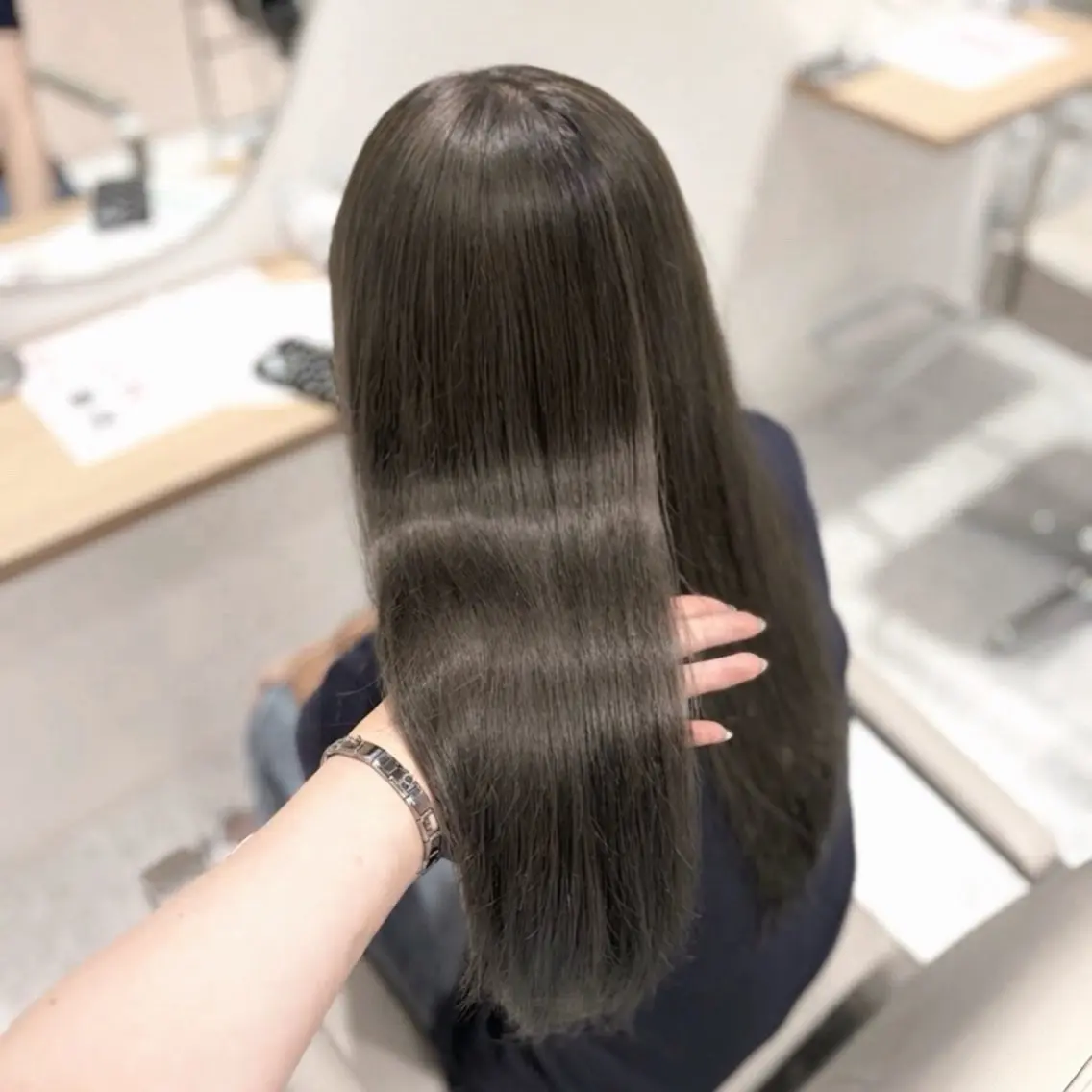 ロング カラー ヘアカラー 透明感/艶カラー 💘Hanaのヘアスタイル