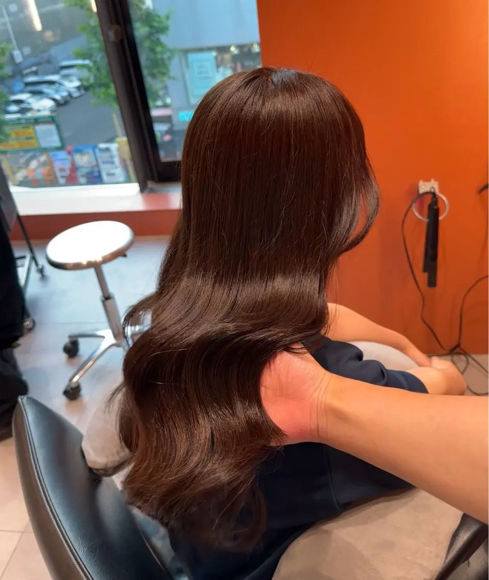 セミロング カラー 竹内 琳子のヘアスタイル
