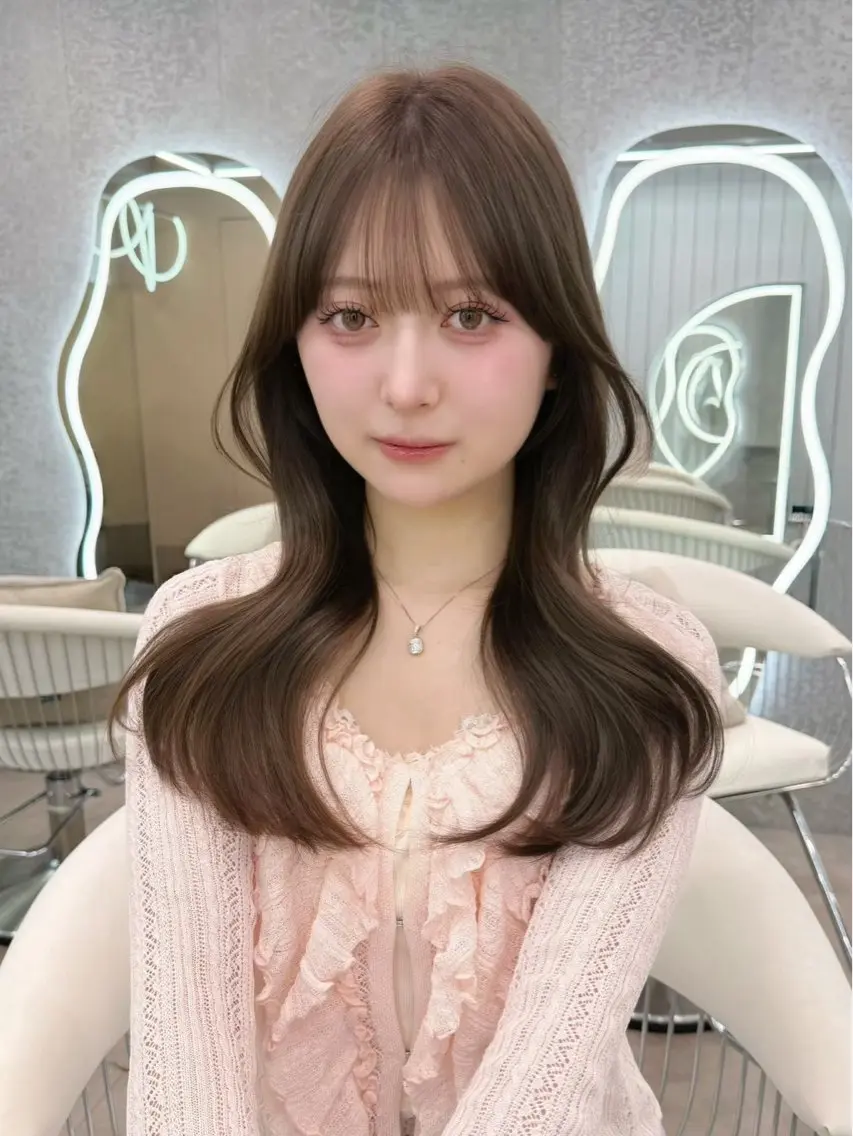 セミロング 浦和透明感トレンド ヘア🫧セナ🤍のヘアスタイル