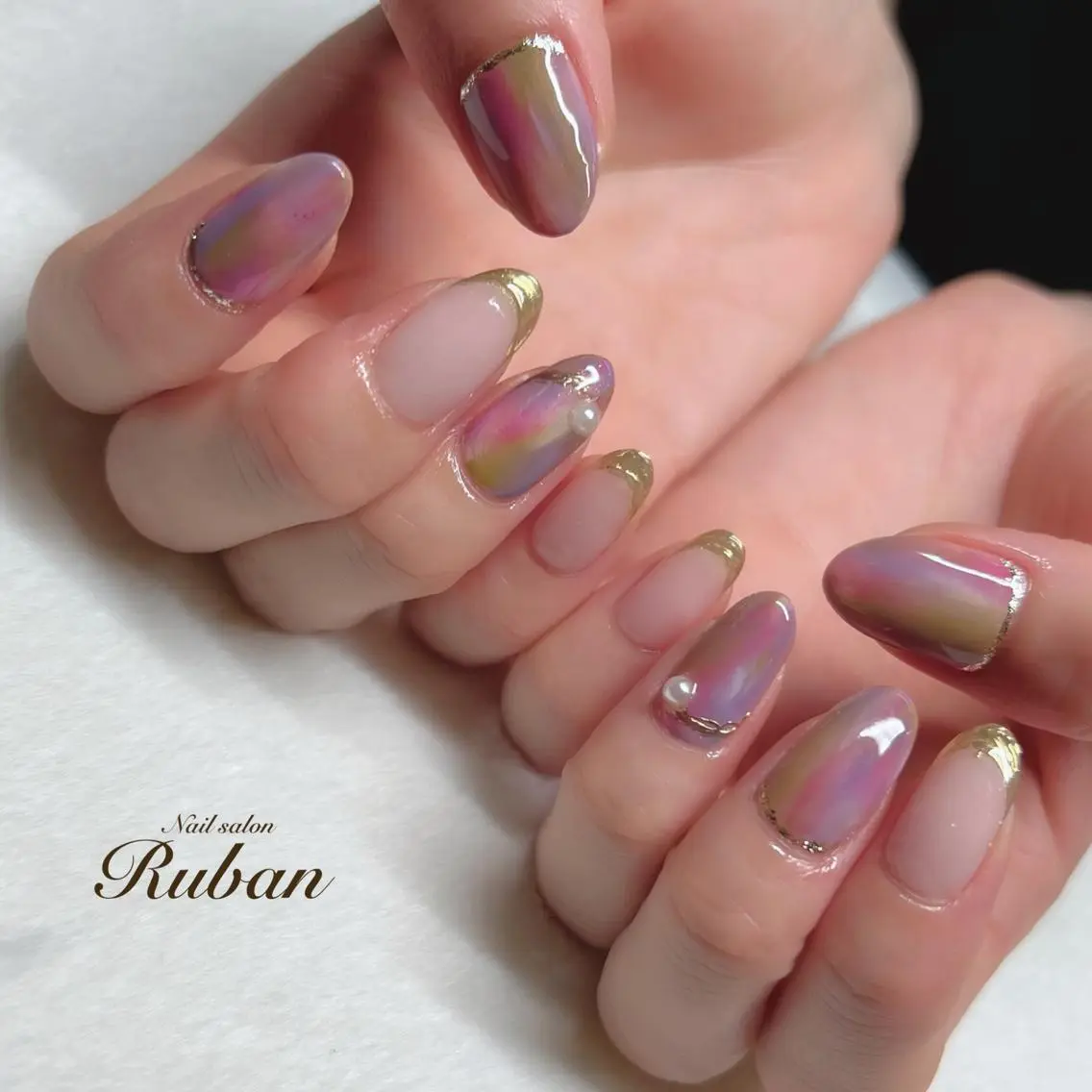 ネイル ミラーネイル ニュアンスネイル Nail salon Rubanのネイルデザイン
